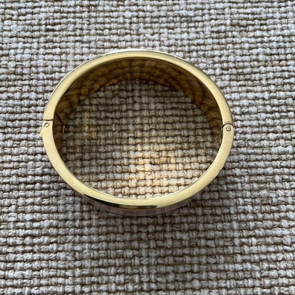 J Crew bangle 🩷 - Picture 2 of 5